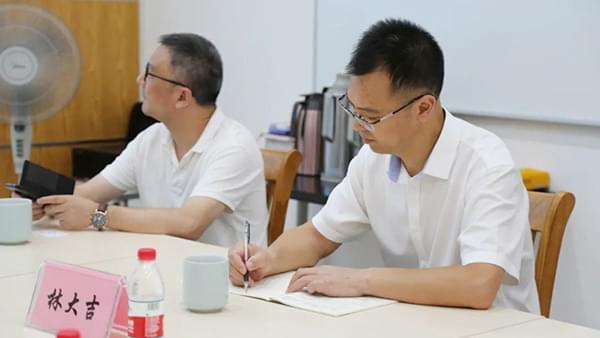 德曼節(jié)能智慧云管控服務(wù)到底有什么特色，頻頻吸引市委領(lǐng)導(dǎo)前來調(diào)研？